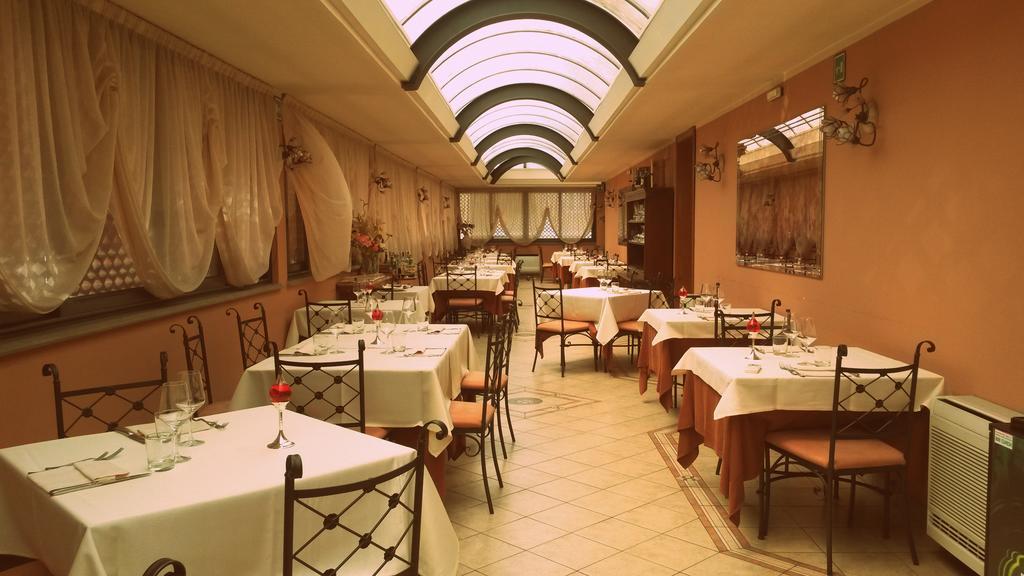 Hotel De Paris Terni Eksteriør billede