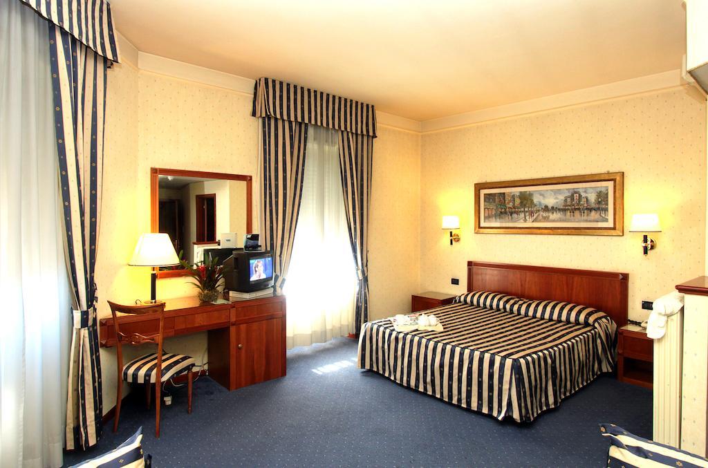 Hotel De Paris Terni Eksteriør billede